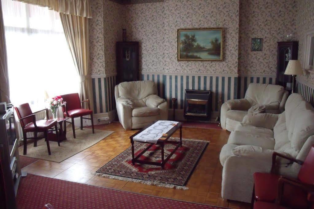 The Fernside Hotel Sandown Buitenkant foto